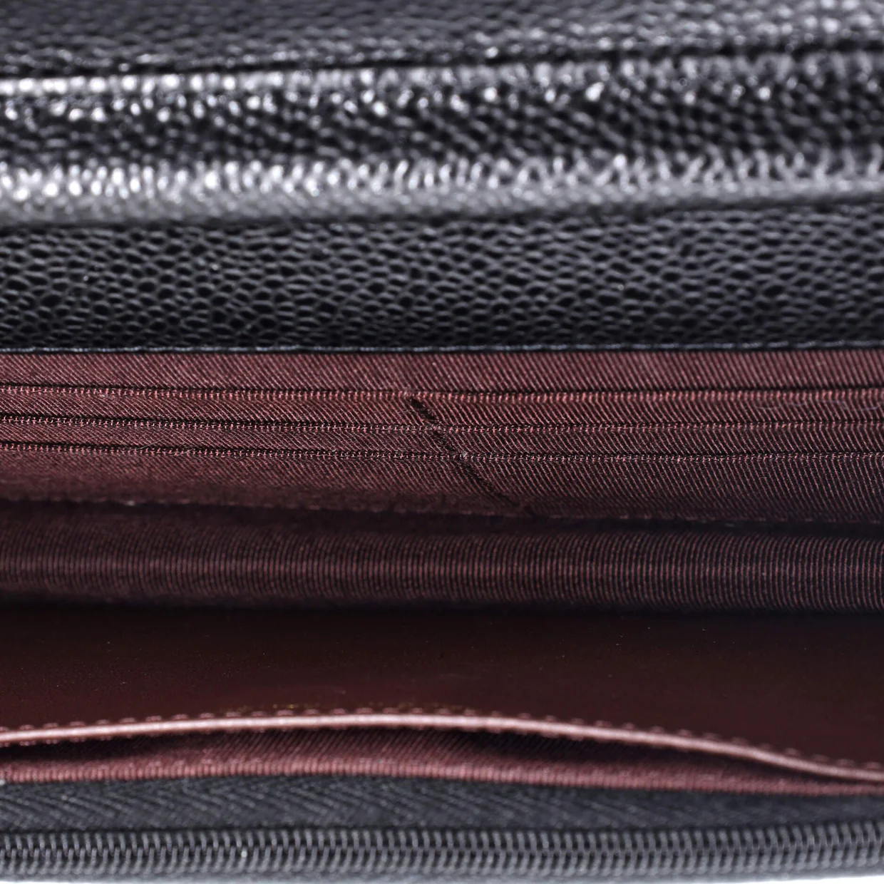 Wallet on Chain Quilted Caviar - Deep Luxury