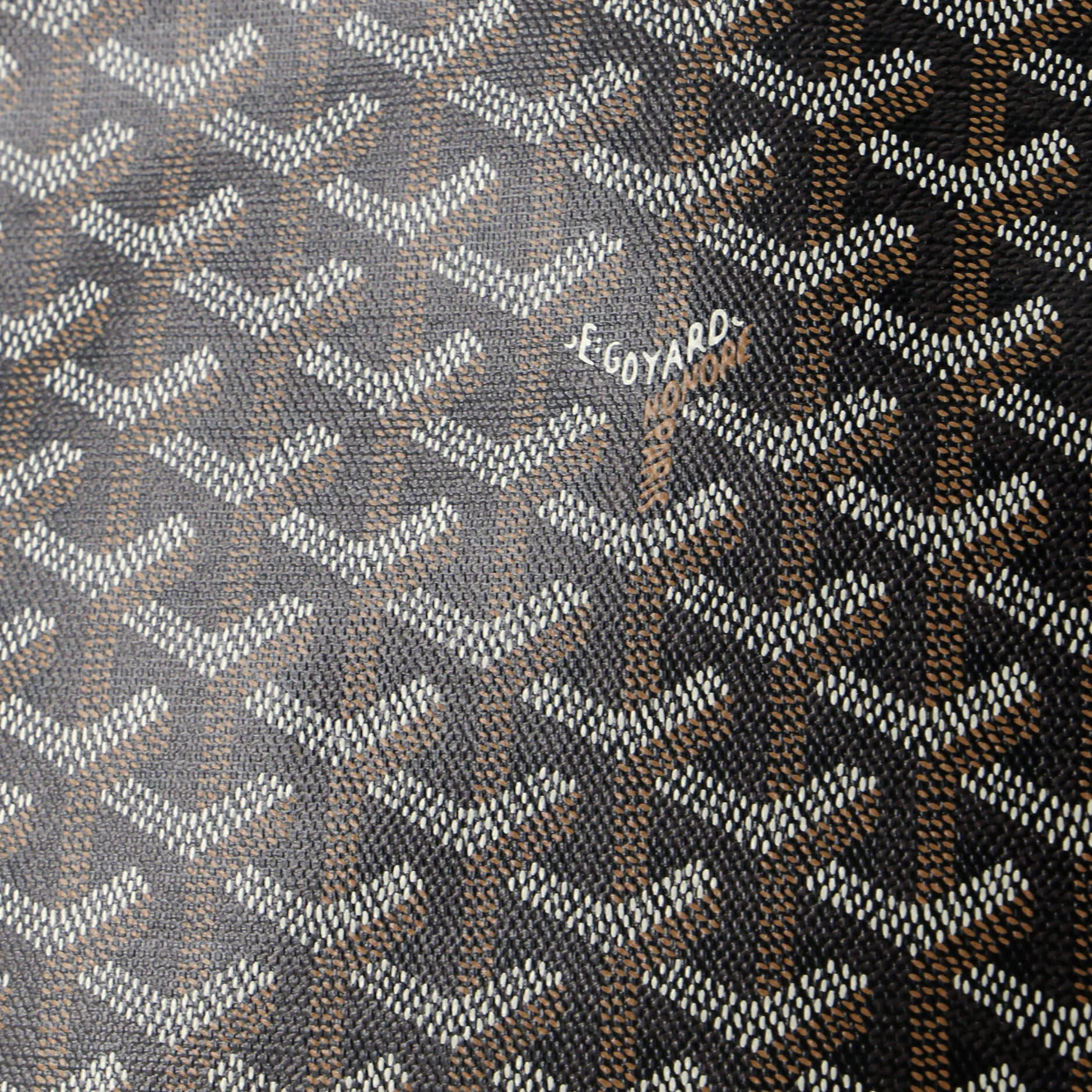 Senat Zip Pouch Coated Canvas MM - Deep Luxury
