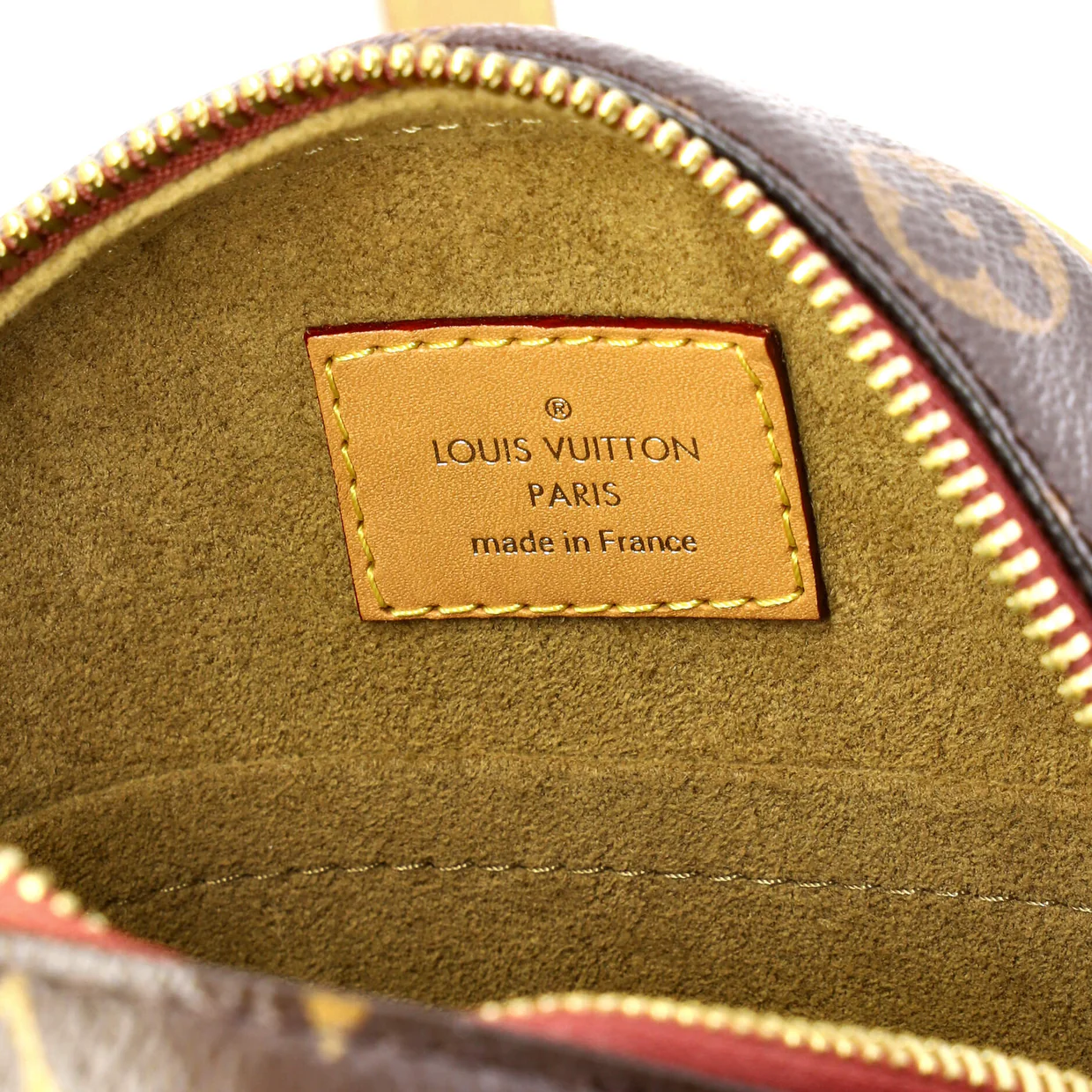 Boite Chapeau Souple Bag Monogram Canvas PM - Deep Luxury