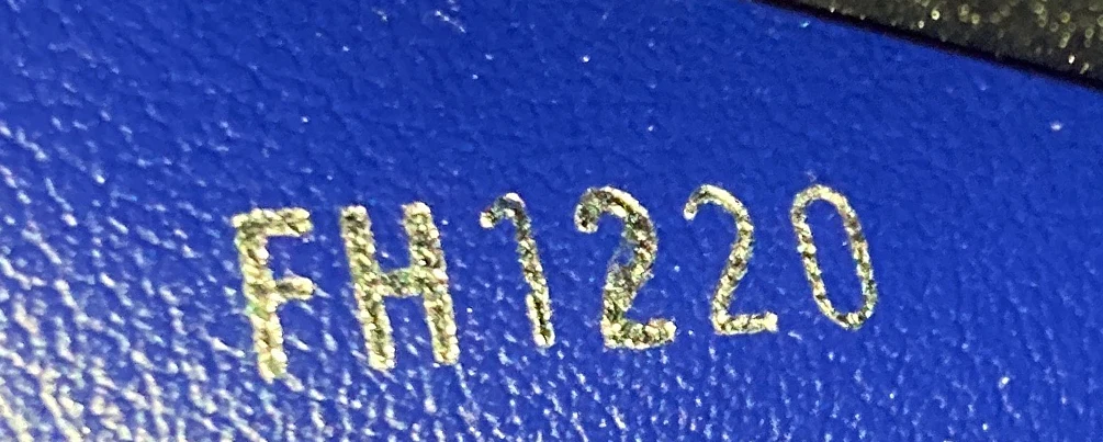 Pochette Voyage Monogram Taigarama MM - Deep Luxury