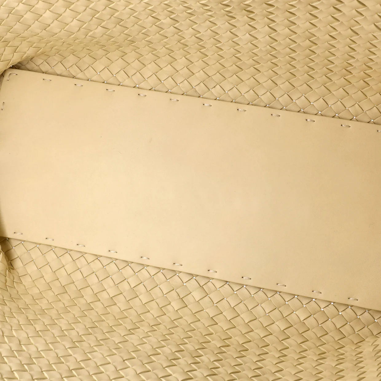 Cabat Tote Intrecciato Nappa Medium - Deep Luxury