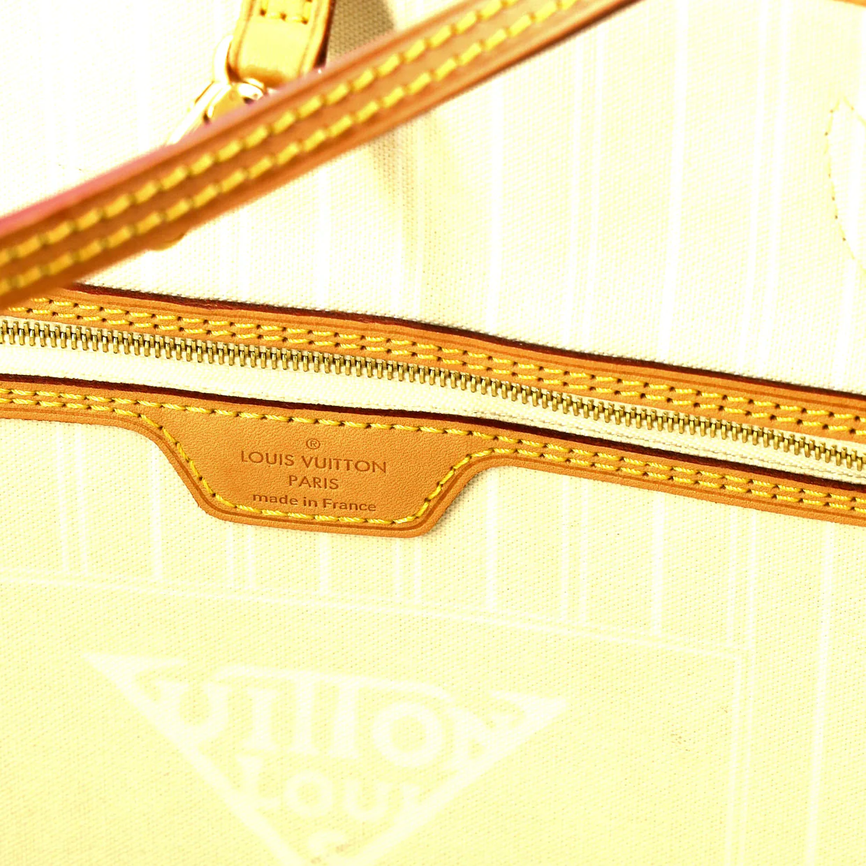 Neverfull NM Tote By The Pool Monogram Giant MM - Deep Luxury