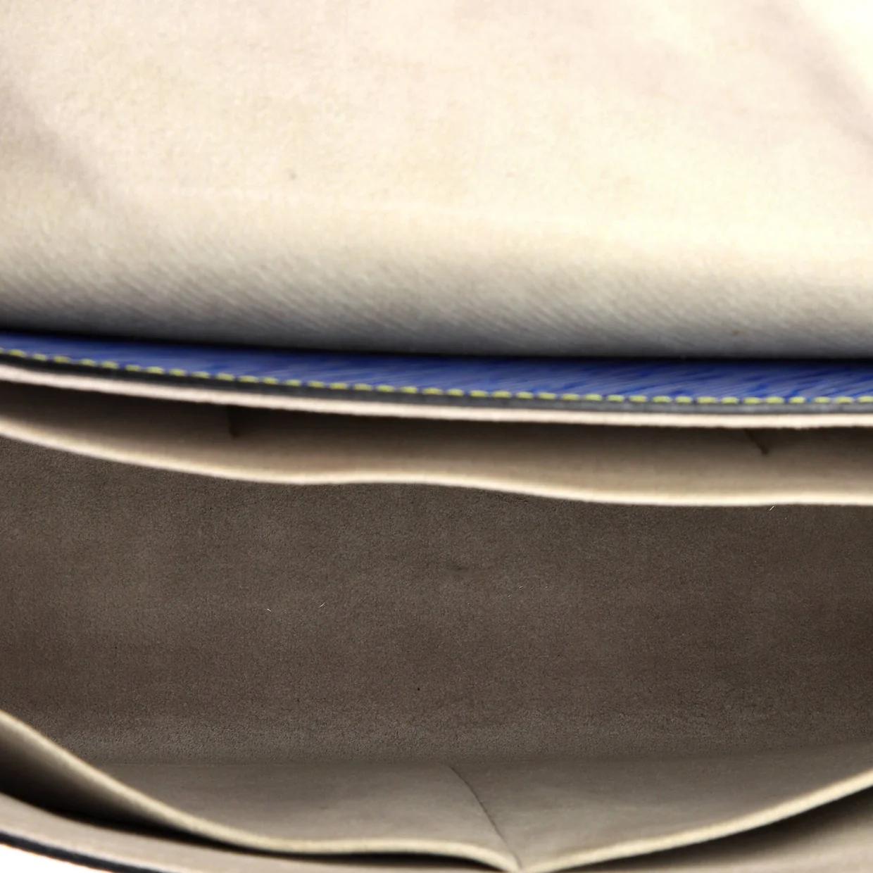 Twist Handbag Epi Leather GM - Deep Luxury