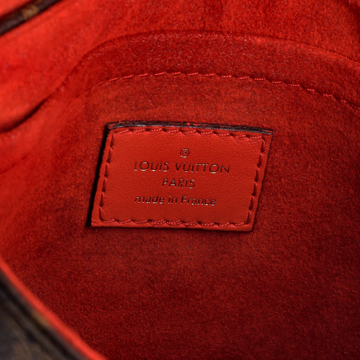 Locky Handbag Monogram Canvas with Leather BB - Deep Luxury