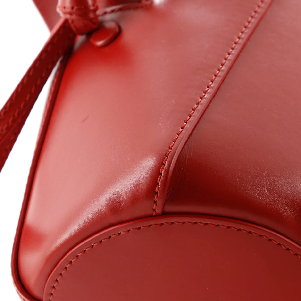 Tulip Bucket Bag Leather Small - Deep Luxury