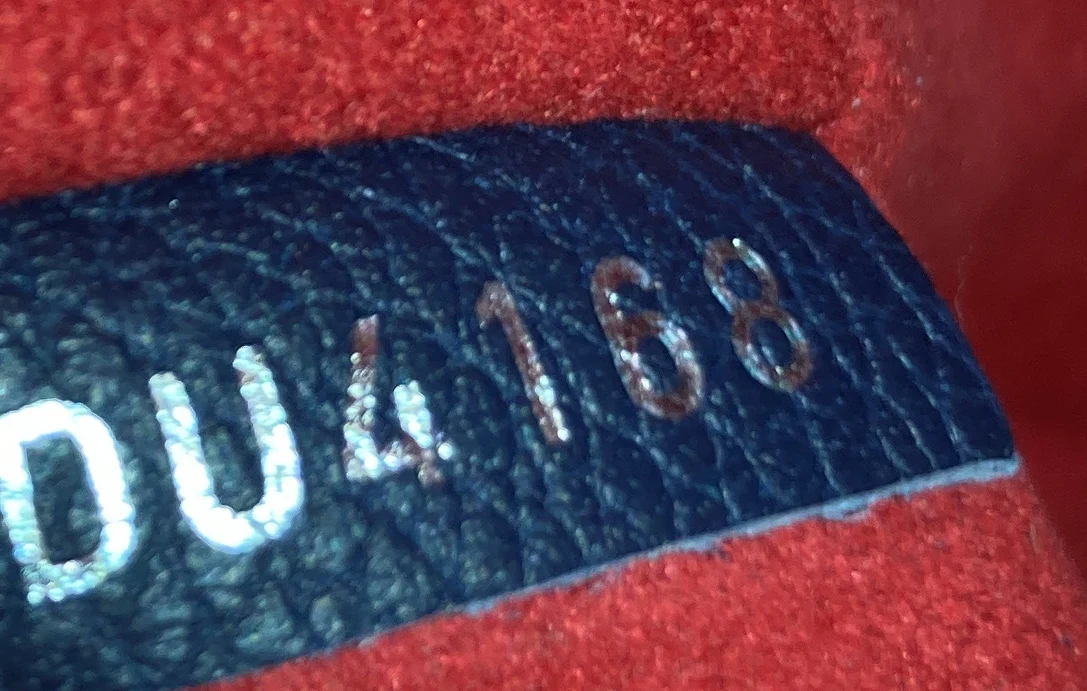 Lockme Bucket Bag Braided Leather - Deep Luxury