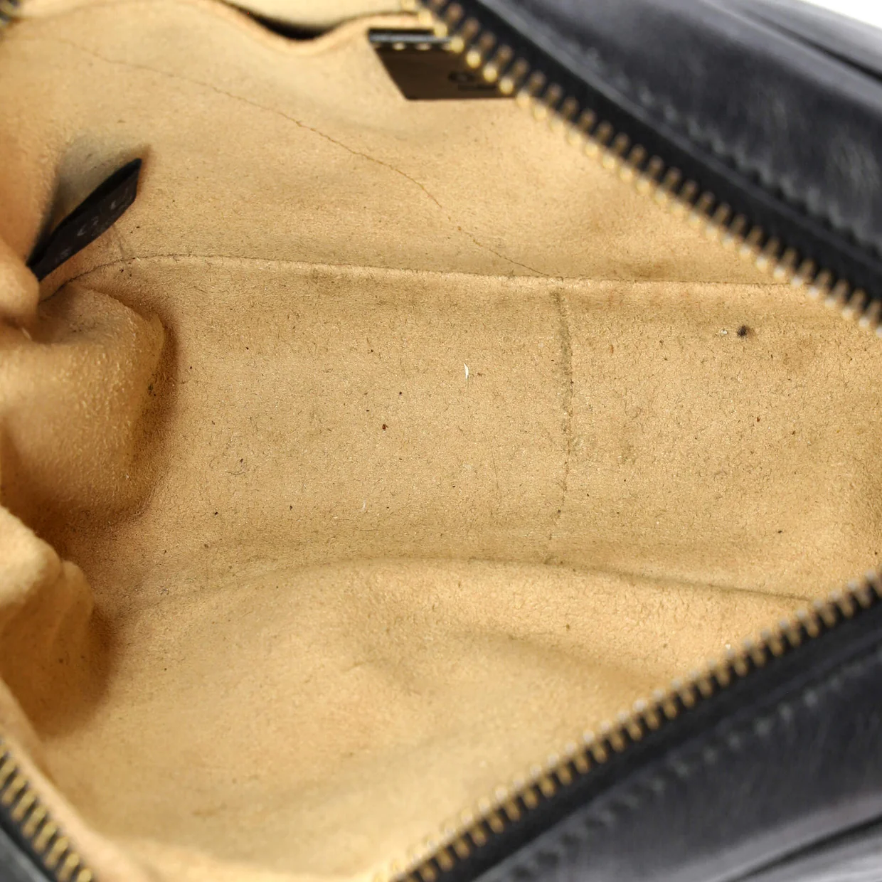 GG Marmont Shoulder Bag Matelasse Leather Mini - Deep Luxury