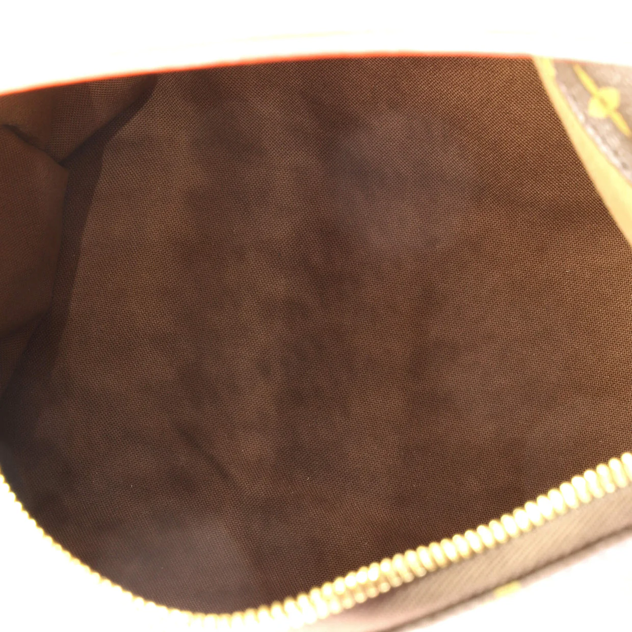 Sully Handbag Monogram Canvas MM - Deep Luxury