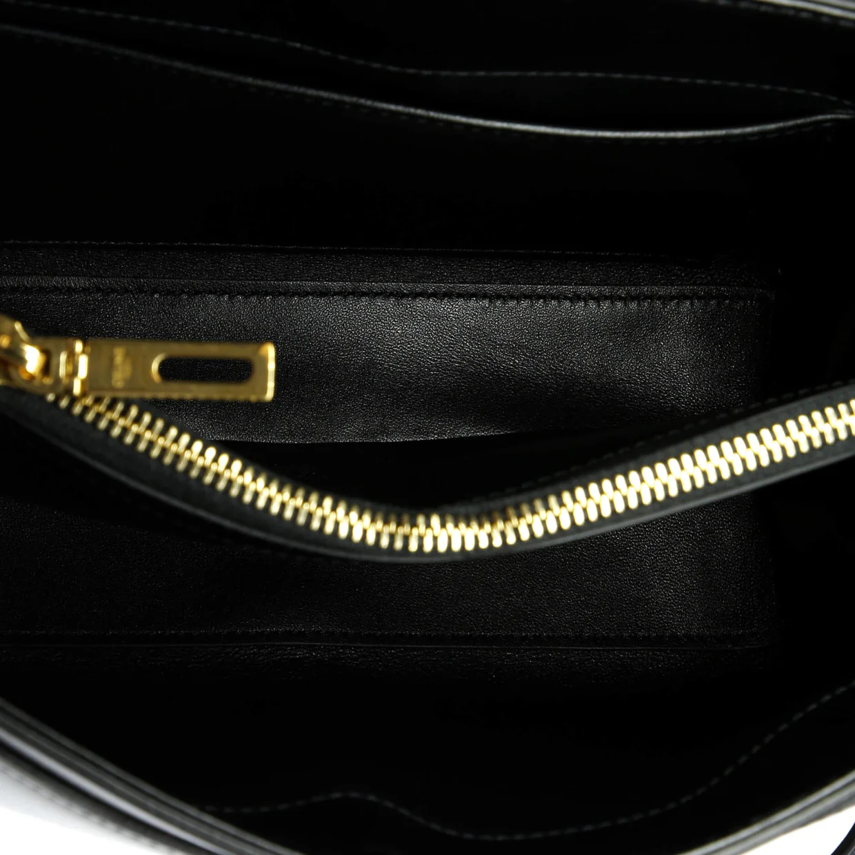 16 Top Handle Bag Smooth Calfskin Small - Deep Luxury