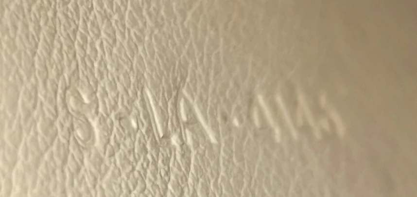 Classic Box Bag Grainy Leather Medium - Deep Luxury