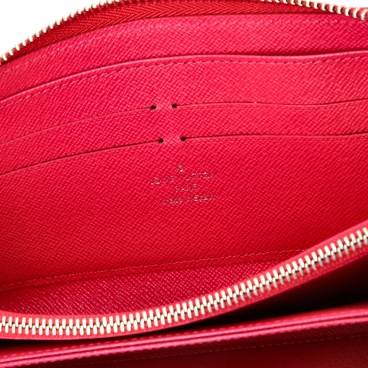 Zippy Wallet Epi Leather - Deep Luxury