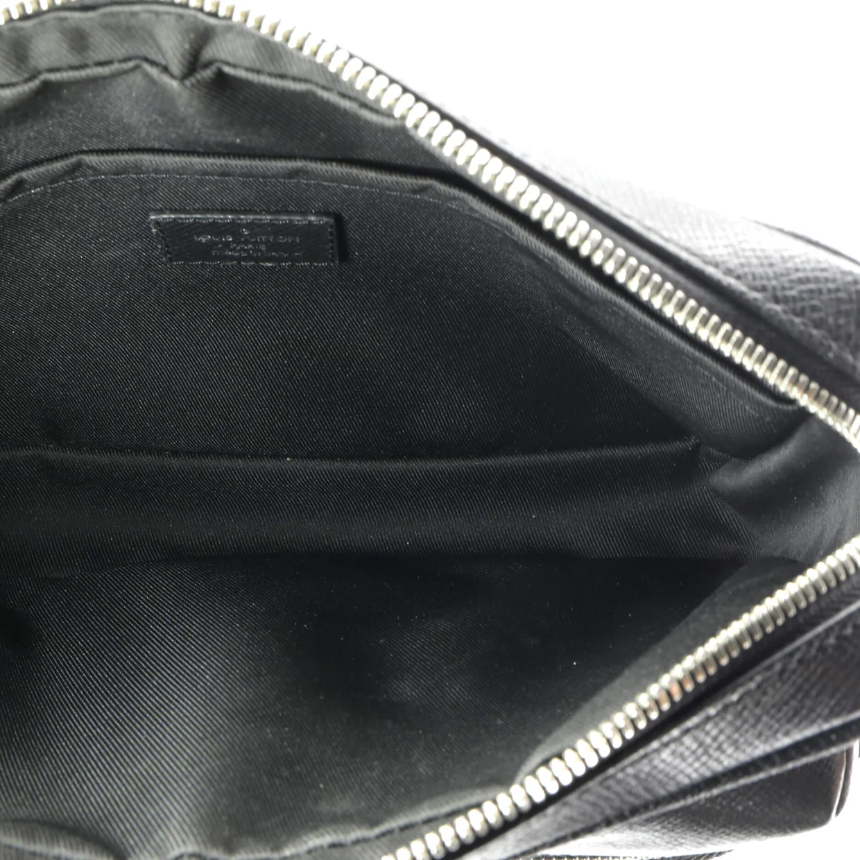 Outdoor Messenger Bag Monogram Taigarama - Deep Luxury