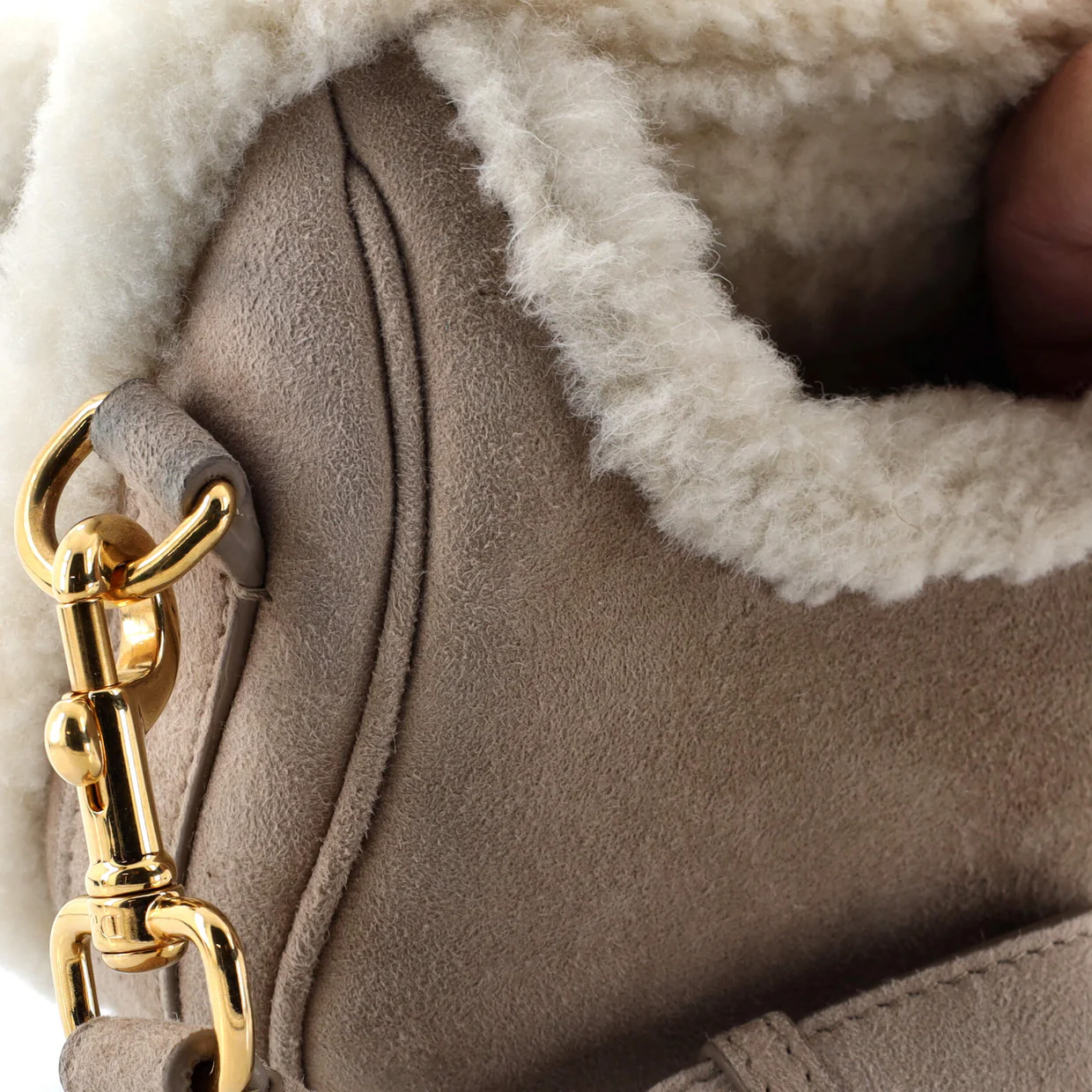 Bobby Flap Bag Shearling Small - Deep Luxury