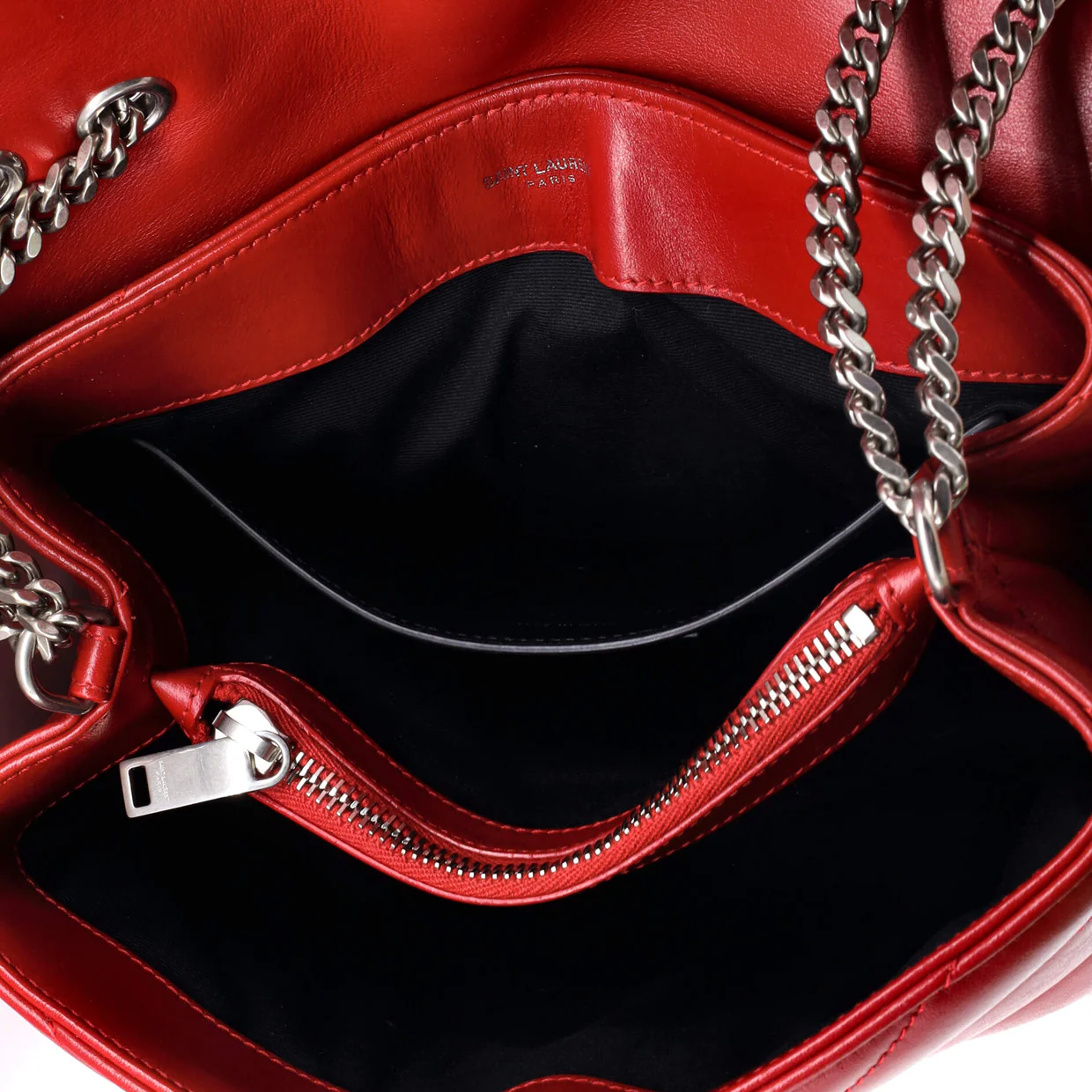 Loulou Shoulder Bag Matelasse Chevron Leather Small - Deep Luxury