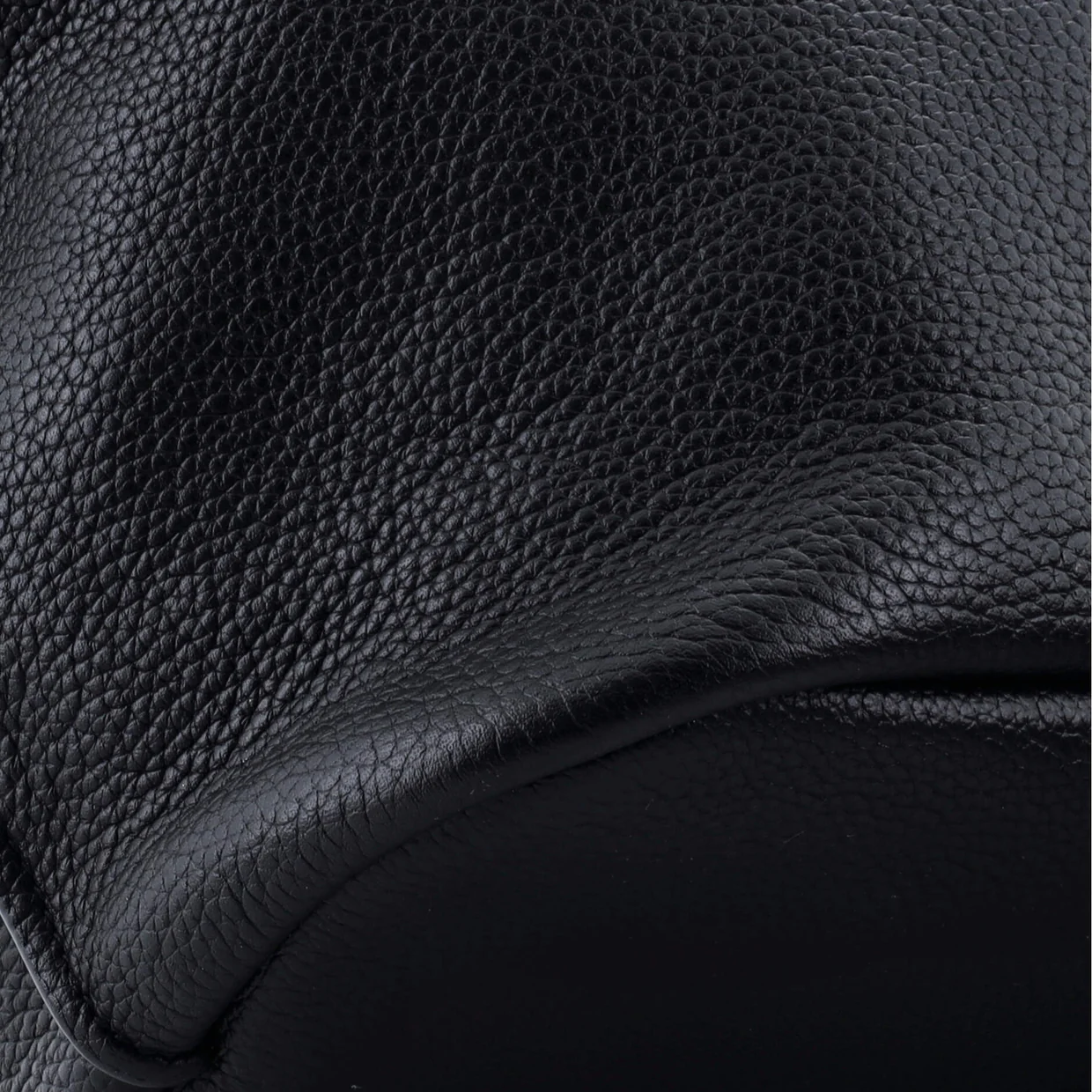 Boucle Bucket Bag Leather - Deep Luxury