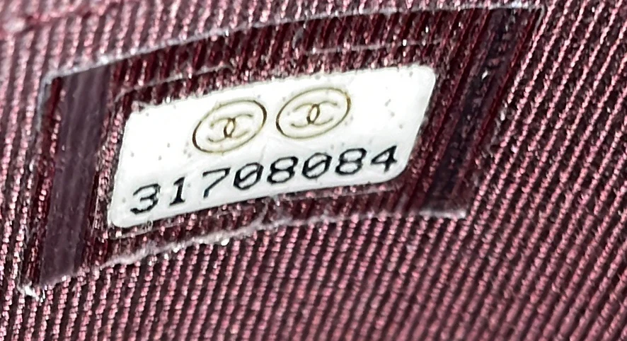 Classic Vanity Phone Holder with Chain Quilted Caviar - Deep Luxury