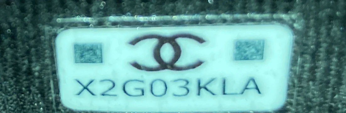 So Black CC Zip Card Holder Quilted Lambskin - Deep Luxury