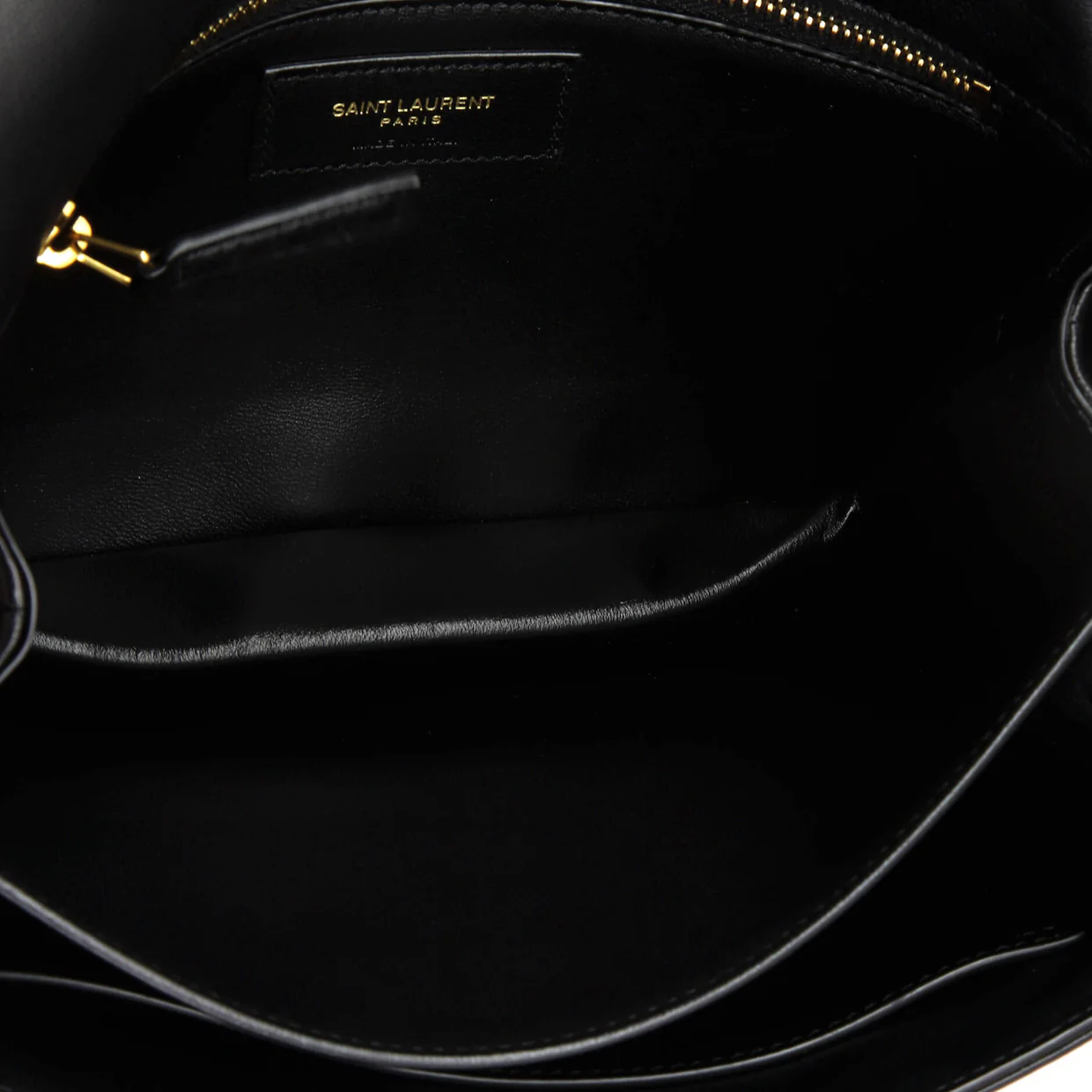 Le Maillon Shoulder Bag Quilted Leather Medium - Deep Luxury