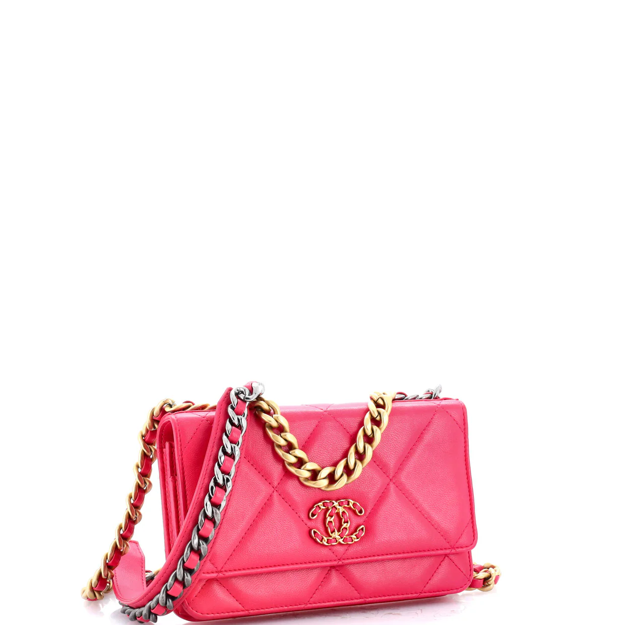 19 Wallet on Chain Quilted Lambskin - Deep Luxury