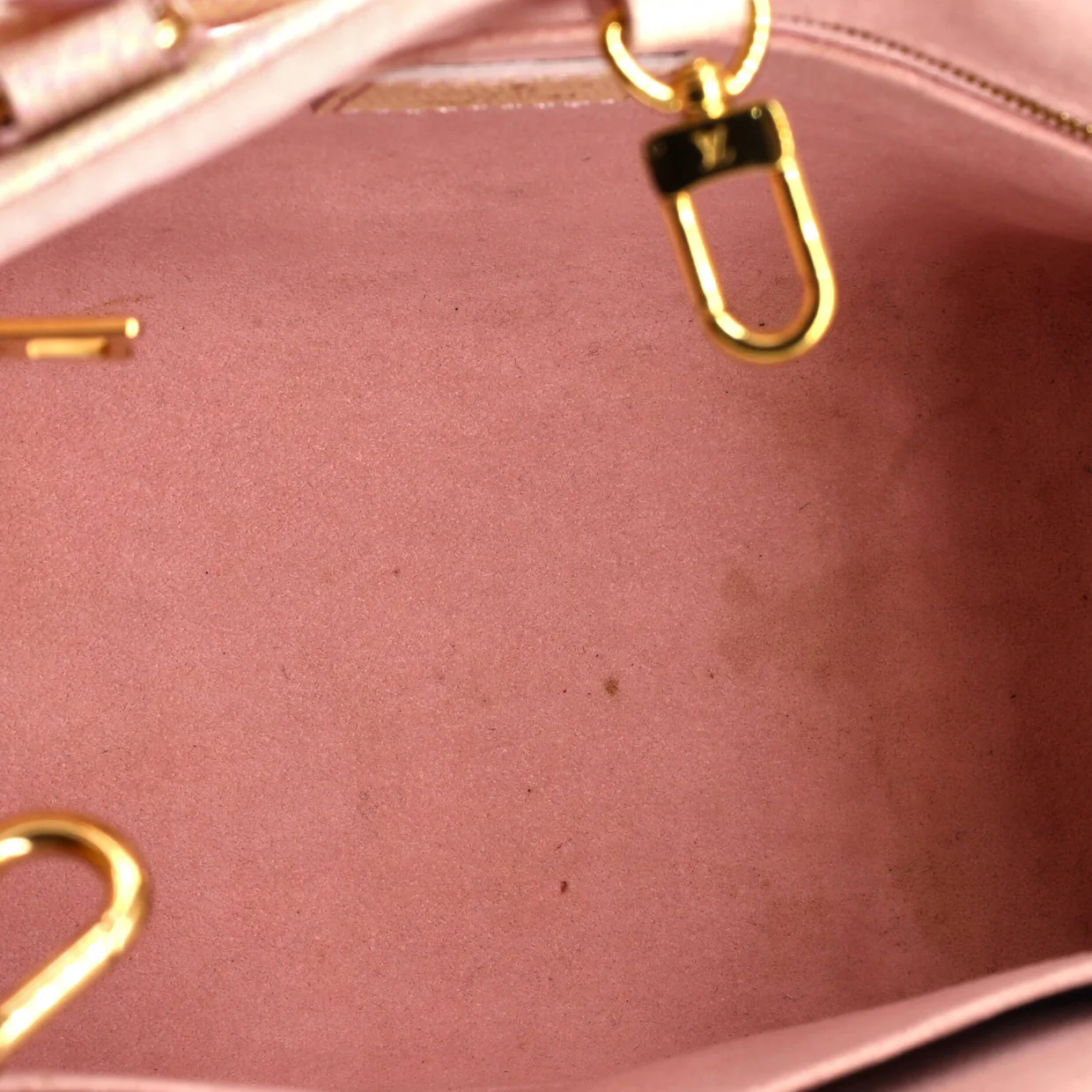 OnTheGo Tote Stardust Monogram Empreinte Leather PM - Deep Luxury