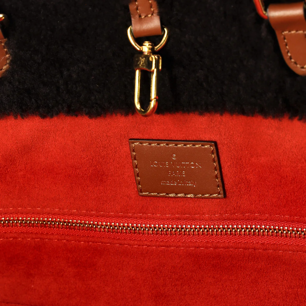 OnTheGo Tote Monogram Giant Teddy Fleece GM - Deep Luxury