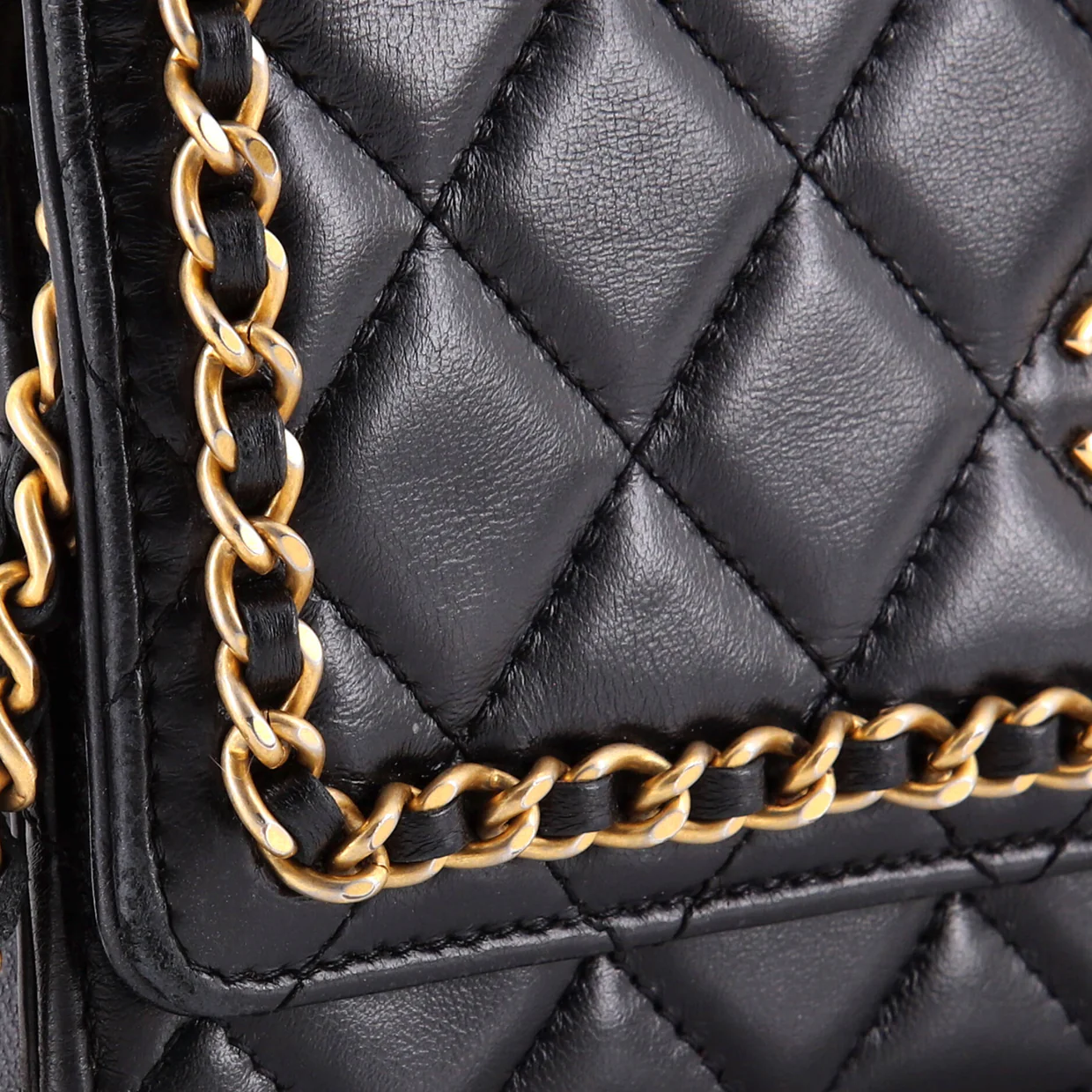 Chain Around Wallet on Chain Quilted Lambskin - Deep Luxury