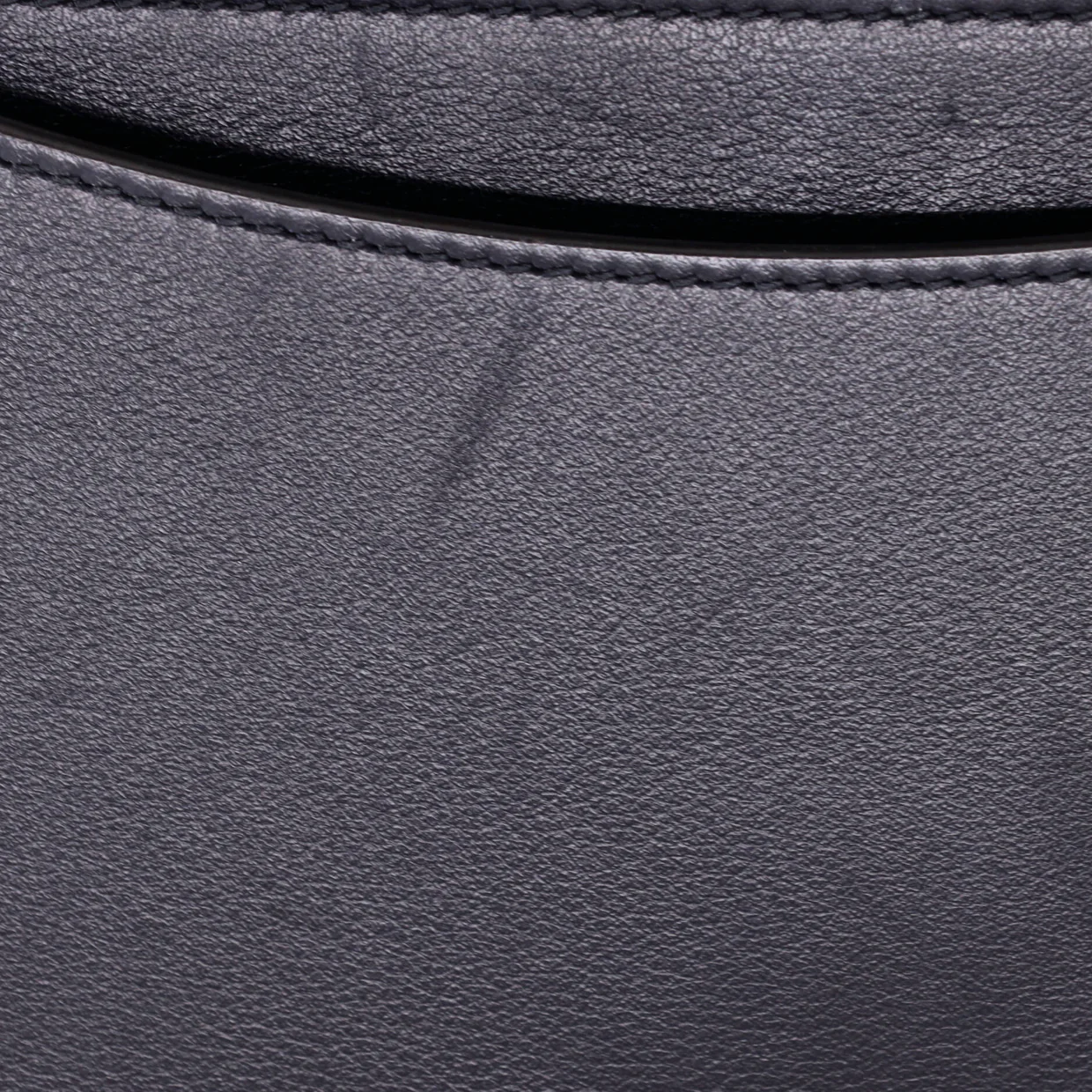 Frame Shoulder Bag Leather Medium - Deep Luxury