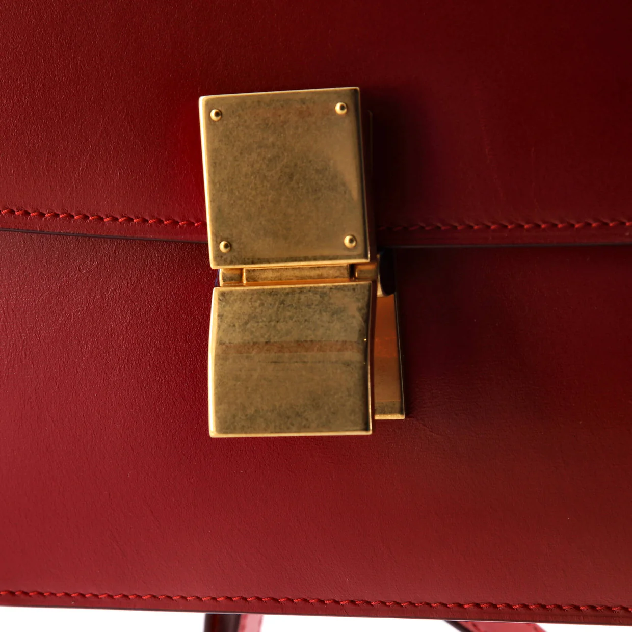 Classic Box Bag Smooth Leather Medium - Deep Luxury