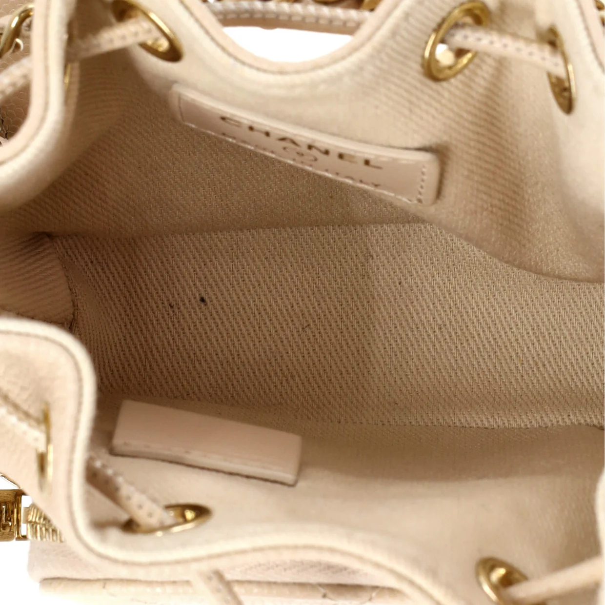 Business Affinity Drawstring Bucket Bag Quilted Caviar Mini - Deep Luxury