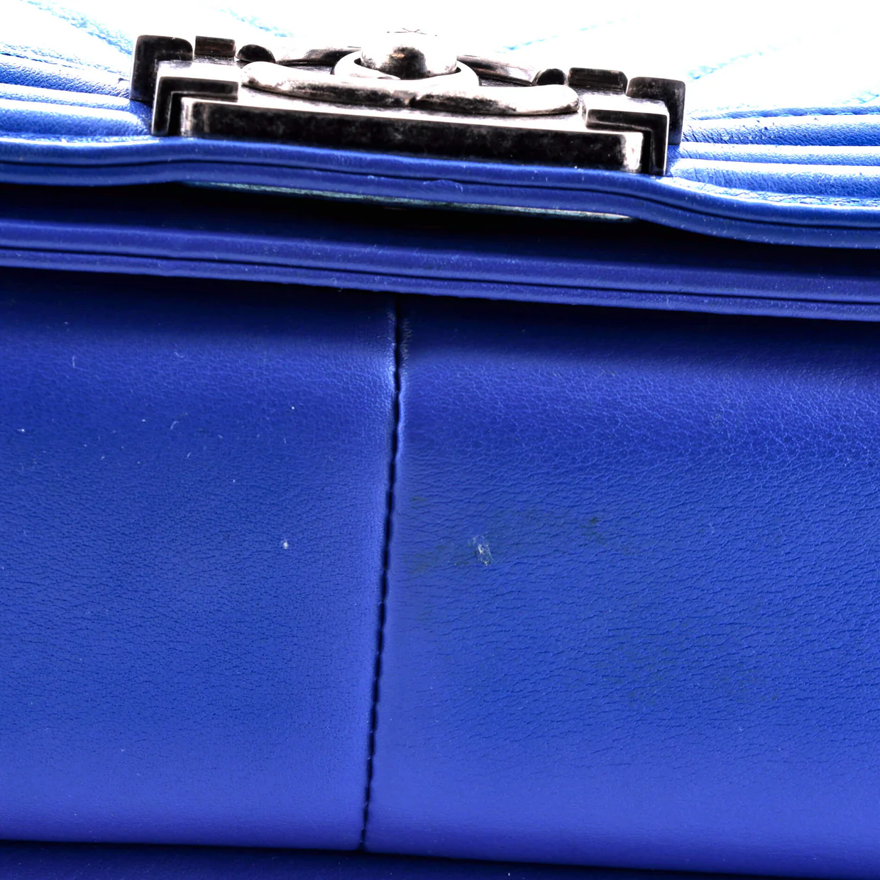 Boy Flap Bag Chevron Calfskin New Medium - Deep Luxury