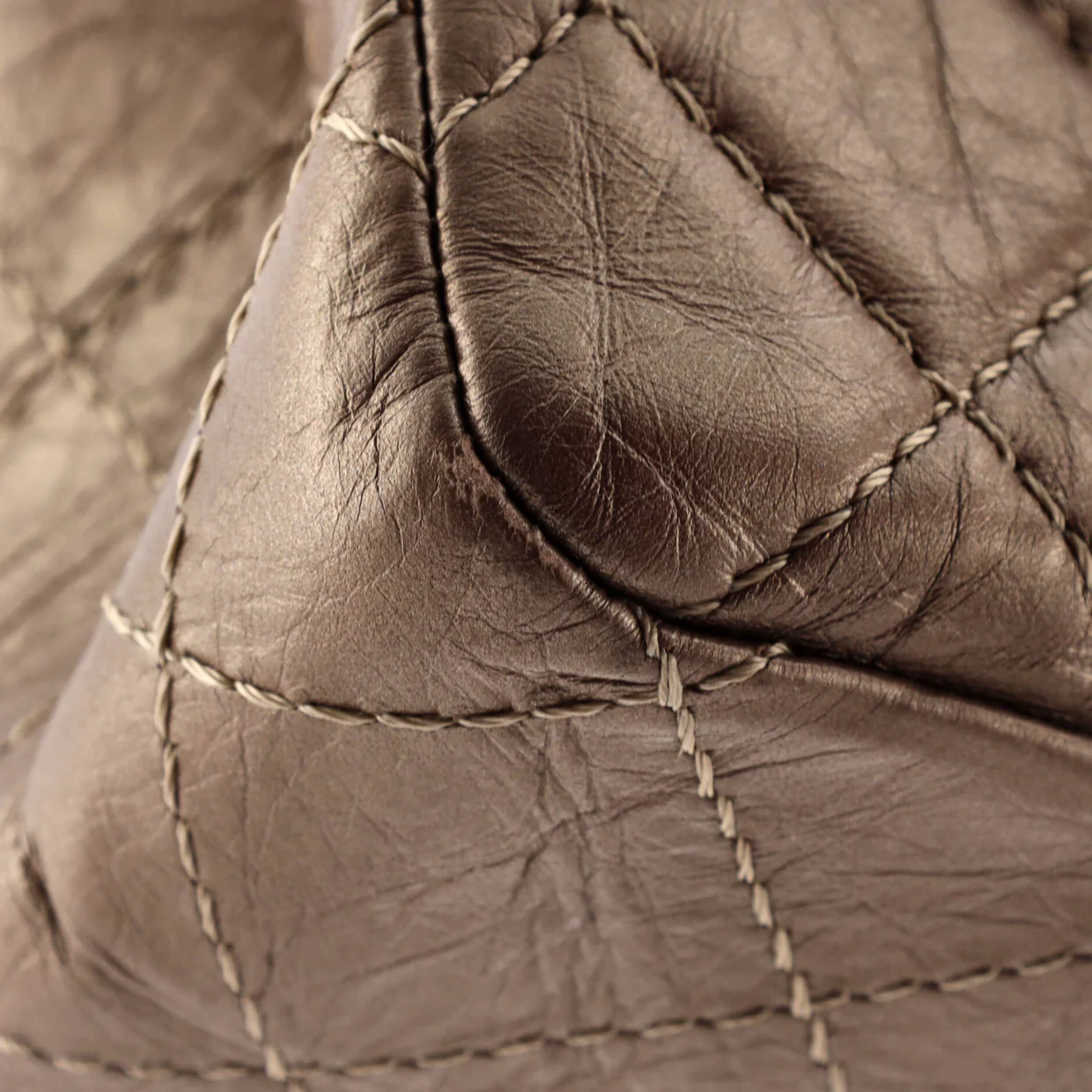 Reissue 2.55 Flap Bag Quilted Metallic Aged Calfskin 226 - Deep Luxury