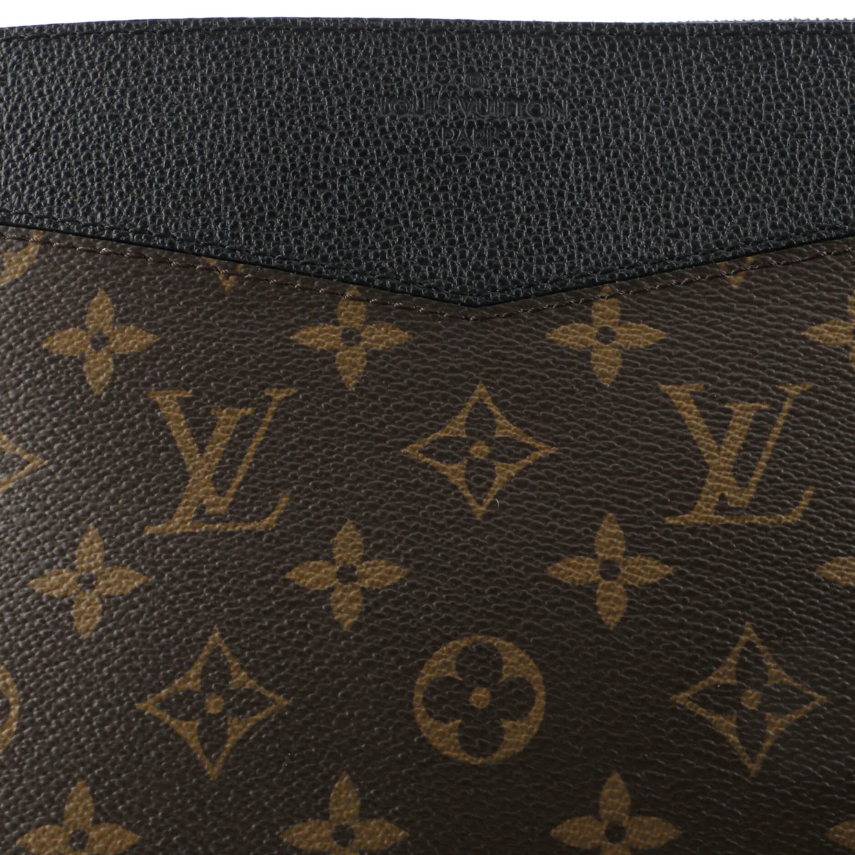 Daily Pouch Monogram Canvas - Deep Luxury