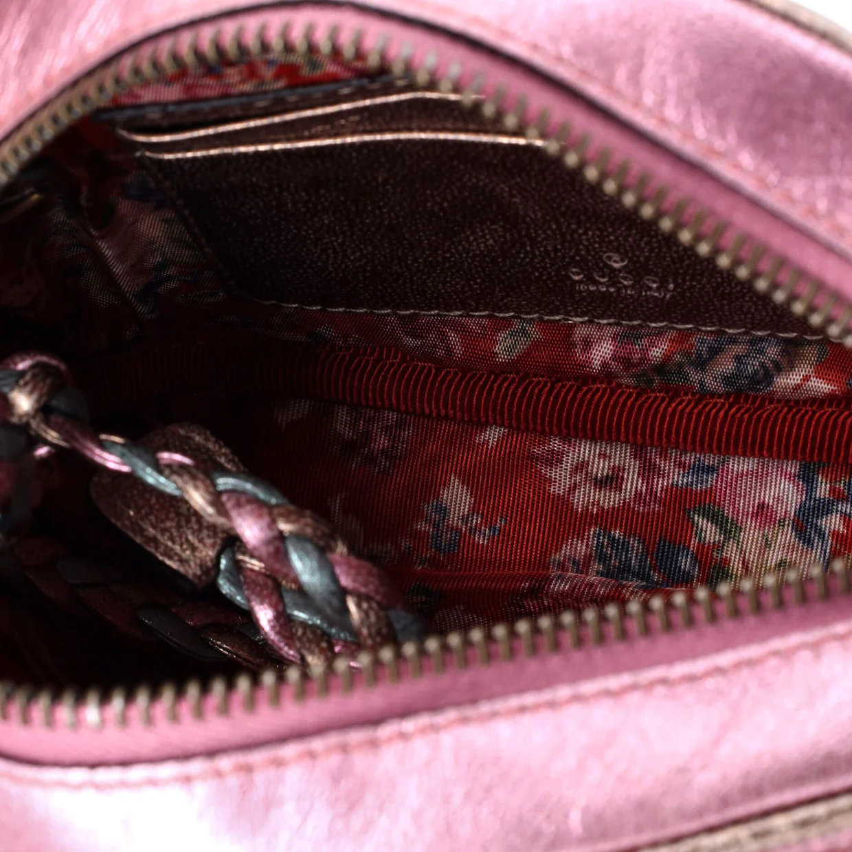 Trapuntata Camera Shoulder Bag Quilted Laminated Leather Mini - Deep Luxury