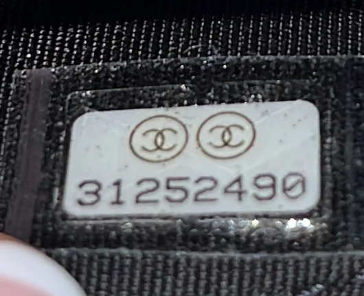 CC Pearl Coin Card Holder with Chain Quilted Caviar - Deep Luxury