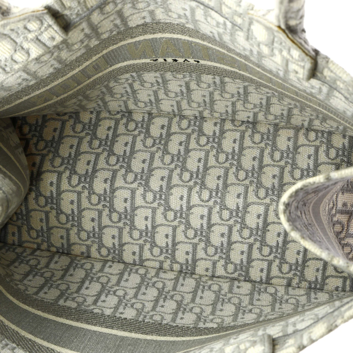 Book Tote Oblique Canvas Medium - Deep Luxury