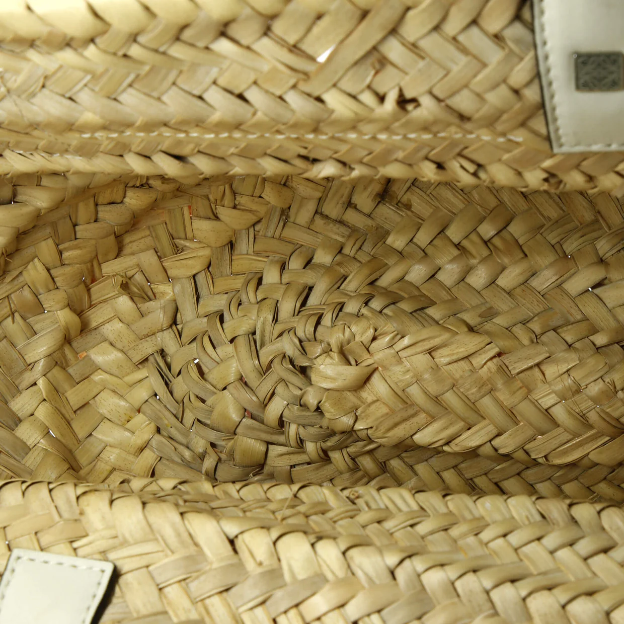 Basket Tote Raffia Small - Deep Luxury