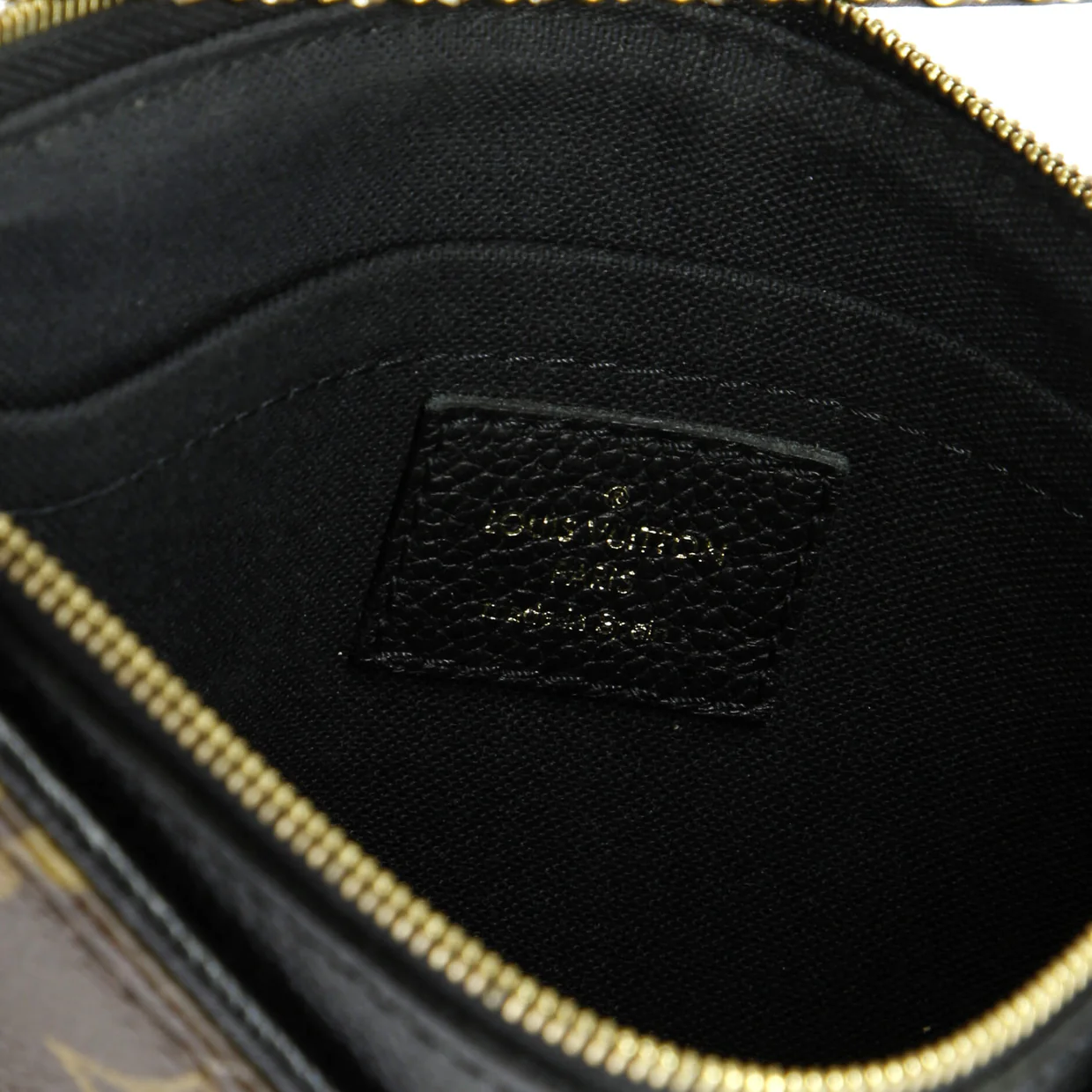 Pallas Clutch Monogram Canvas with Leather - Deep Luxury