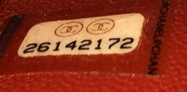 Medal Envelope Flap Bag Chevron Calfskin Small - Deep Luxury