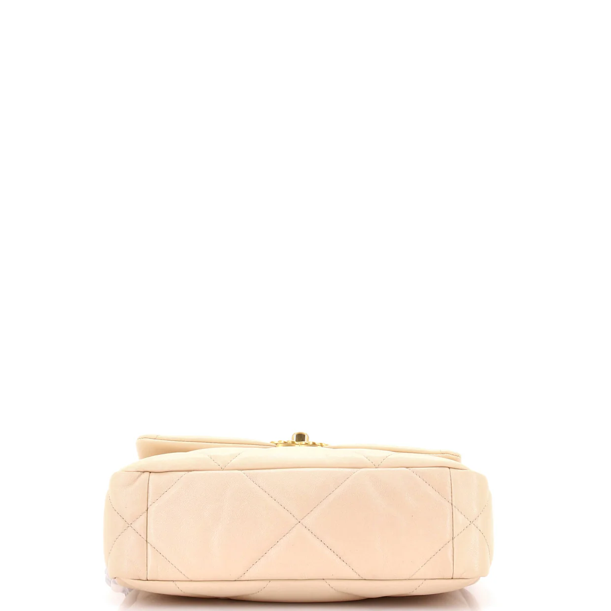 19 Flap Bag Quilted Leather Medium - Deep Luxury