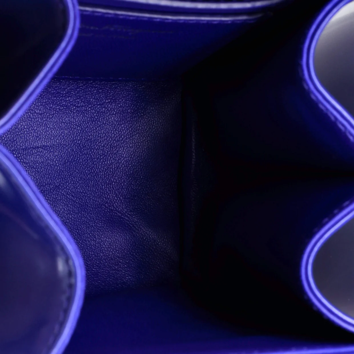 Iconic Top Handle Bag Leather XS - Deep Luxury