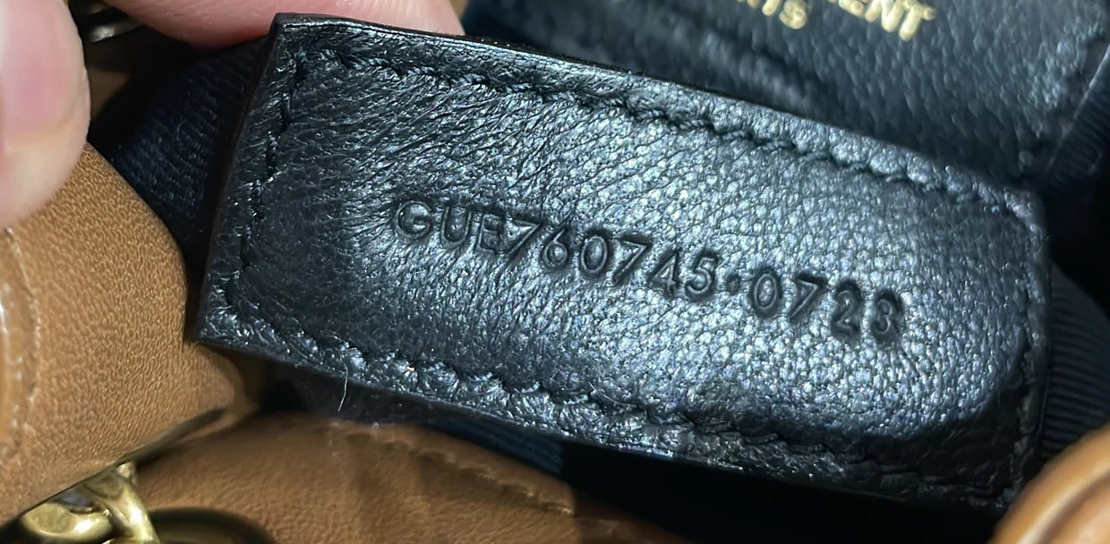 Joe Bucket Bag Matelasse Chevron Leather Mini - Deep Luxury