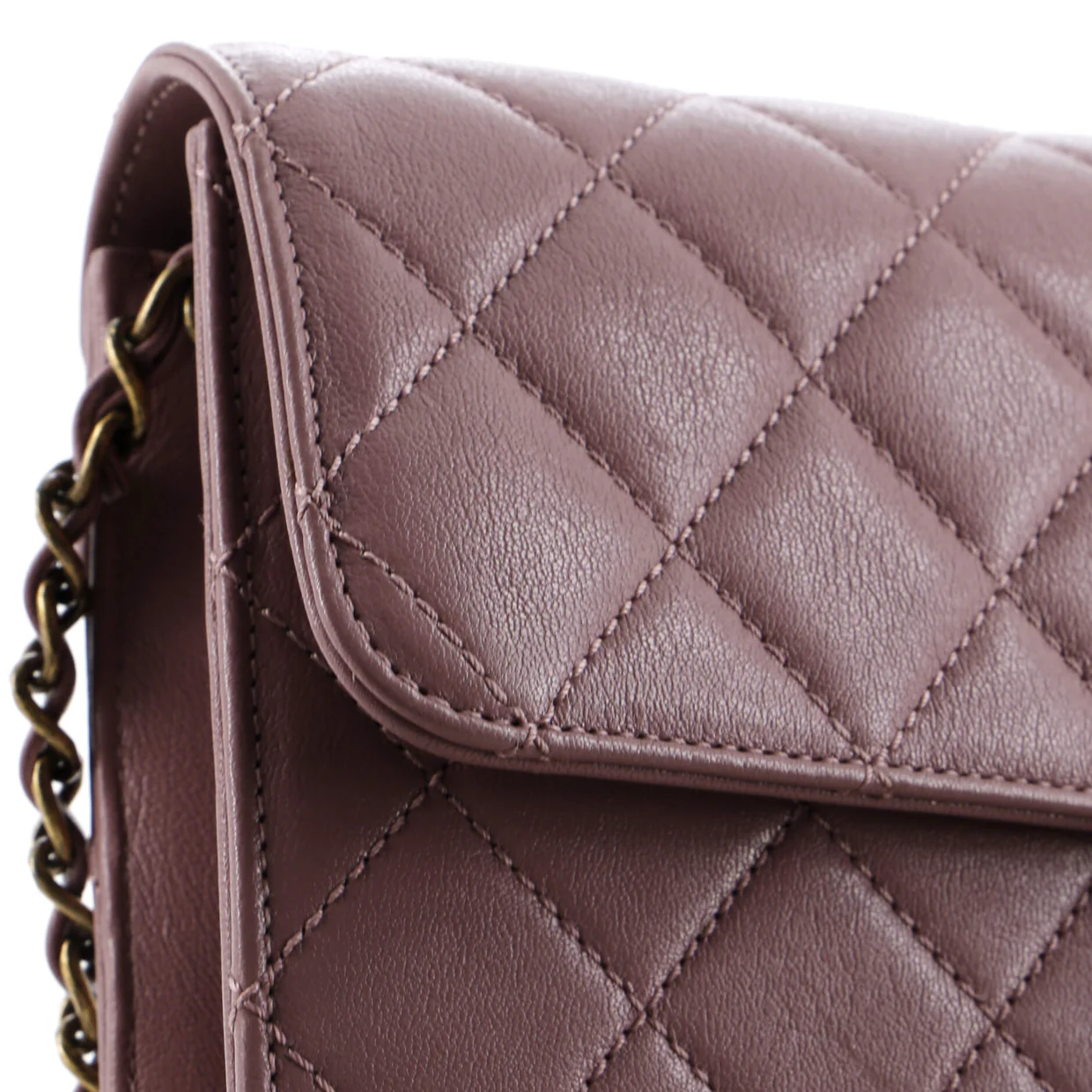 Beauty Lock Flap Bag Quilted Sheepskin Medium - Deep Luxury