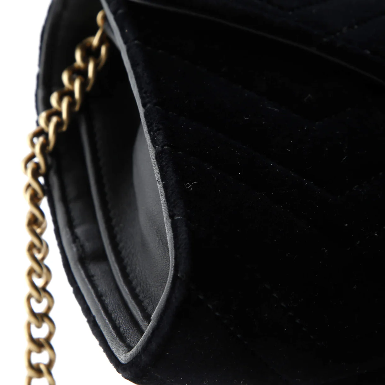 GG Marmont Chain Wallet Matelasse Velvet Mini - Deep Luxury