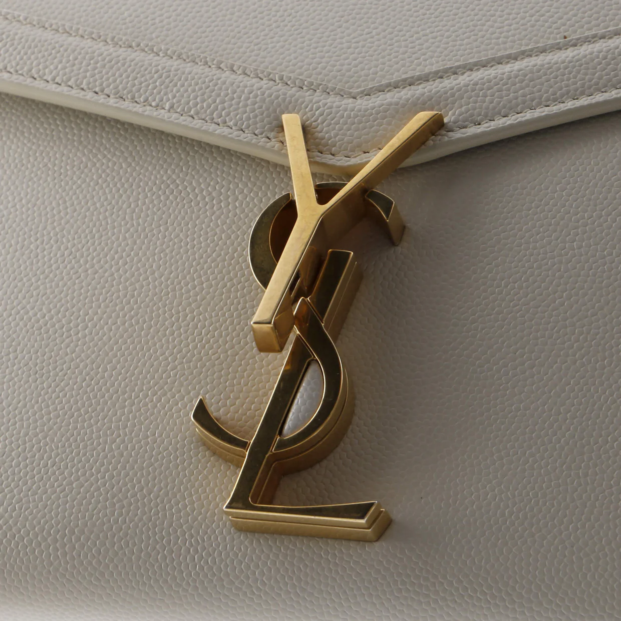 Cassandra Chain Wallet Leather Mini - Deep Luxury