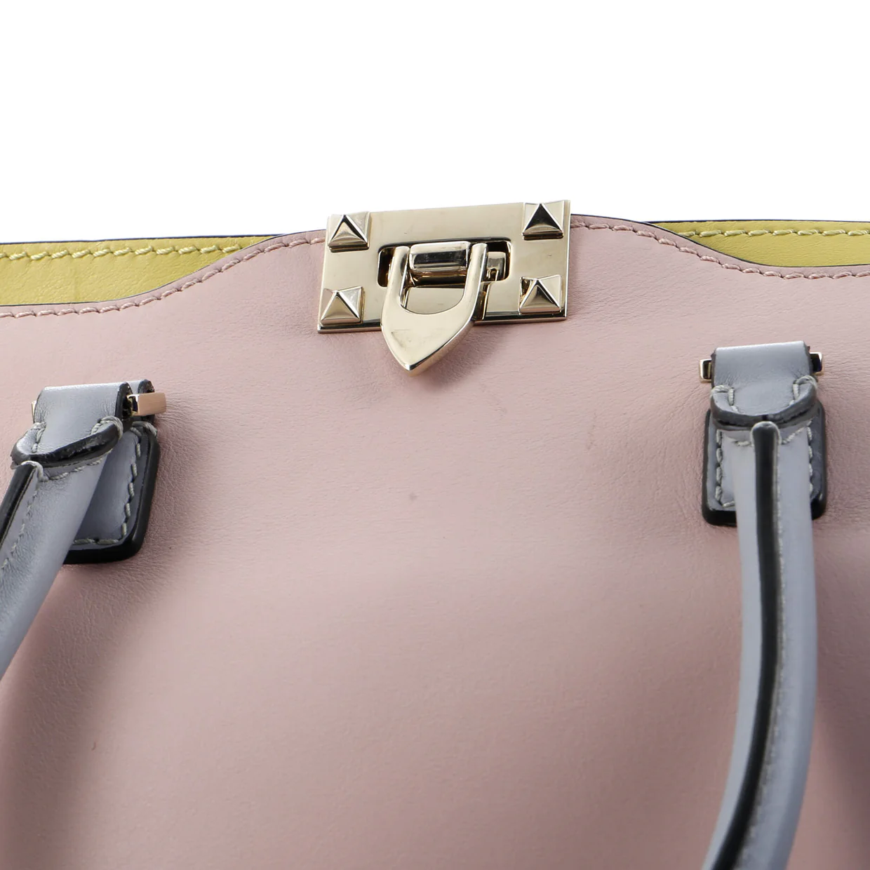 Rockstud Tote Rigid Leather Medium - Deep Luxury