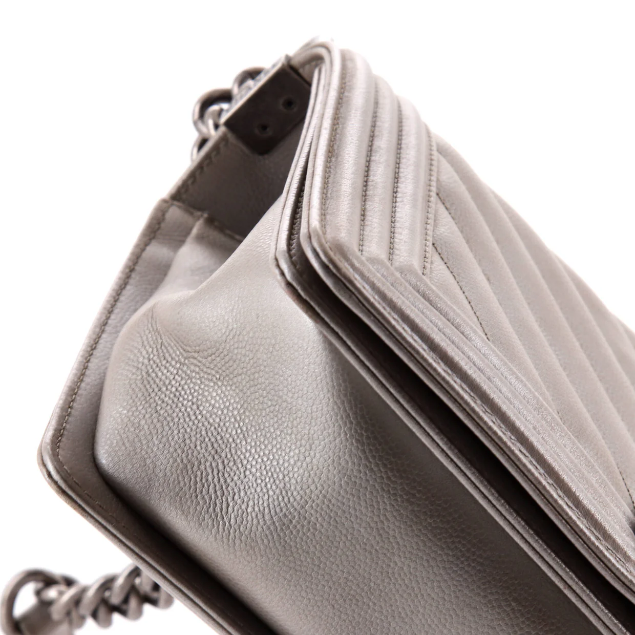 Boy Flap Bag Chevron Caviar Old Medium - Deep Luxury