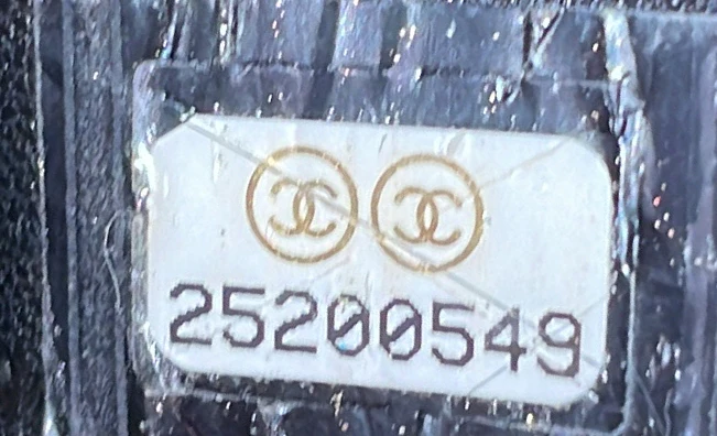 Boy Flap Bag Chevron Caviar New Medium - Deep Luxury