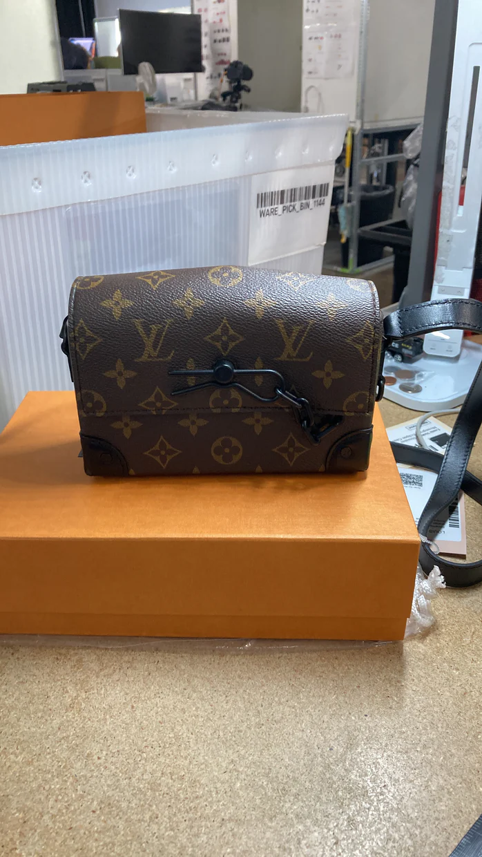 Steamer Wearable Wallet Macassar Monogram Canvas - Deep Luxury