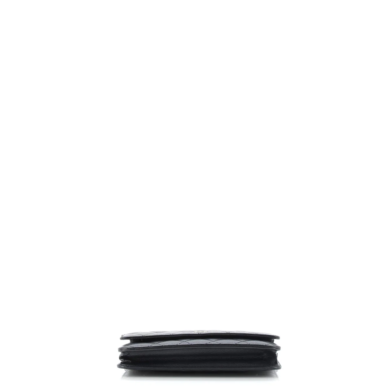Wallet on Chain Quilted Caviar - Deep Luxury
