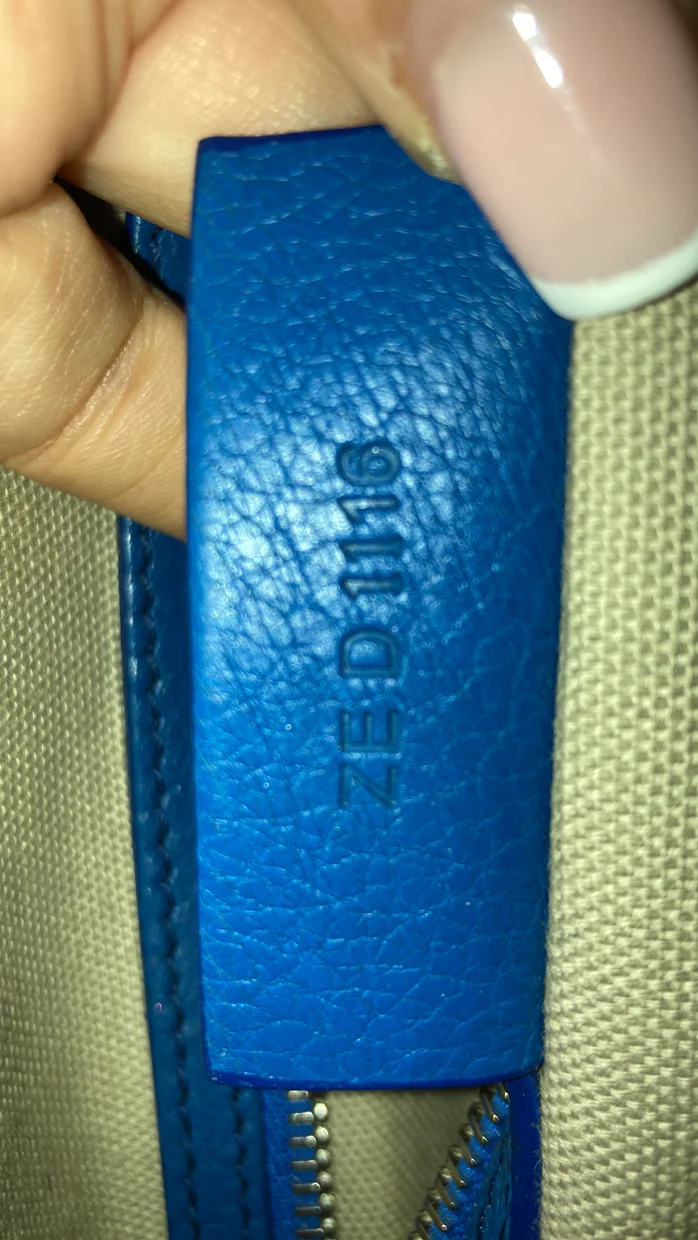 Antigona Bag Leather Small - Deep Luxury